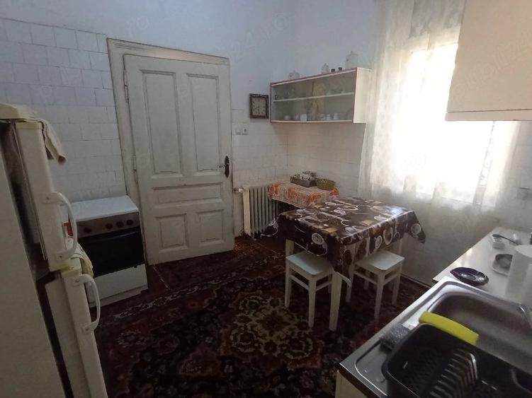 Apartament cu 2 camere nedecomandat în Bălcescu