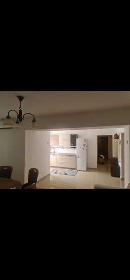 Apartament cu 3 camere decomandat în Decebal