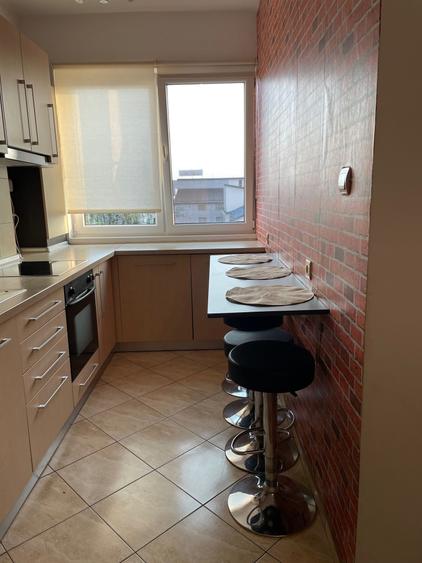 Apartament cu 2 camere semidecomandat în Calea Moldovei