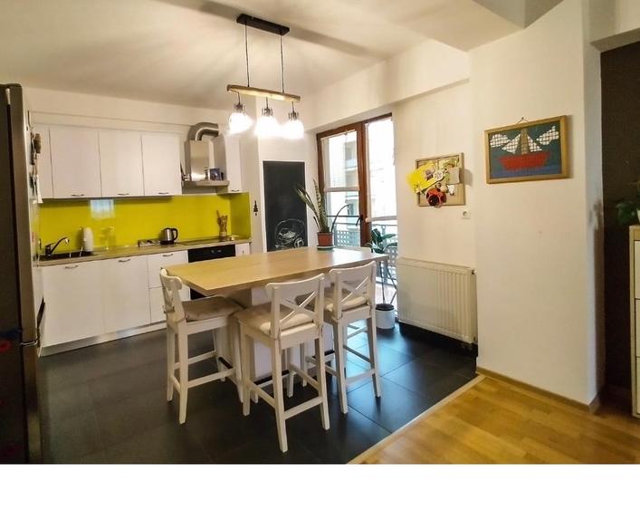 Vând apartament cu două camere în zona Aradului - 2