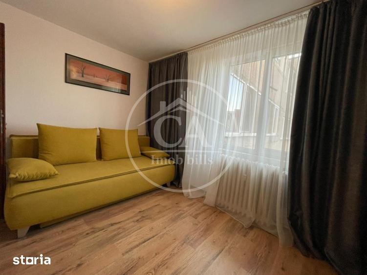 Apartament cu 3 camere semidecomandat în Decebal