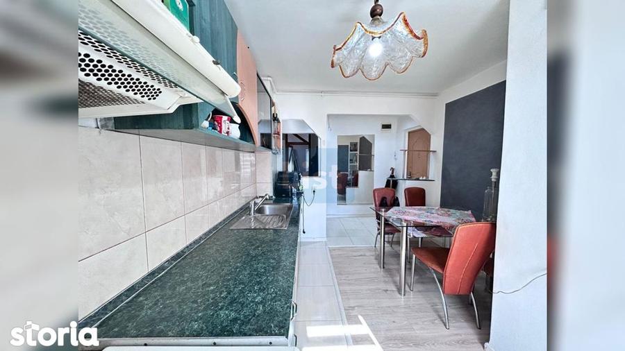 Apartament cu 3 camere, mobilat în Central