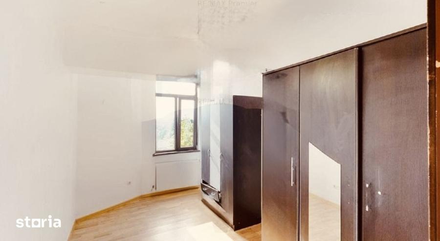 Apt 3 camere in vila +curte in proprietate 190 mp Eroii Revolutiei - 1