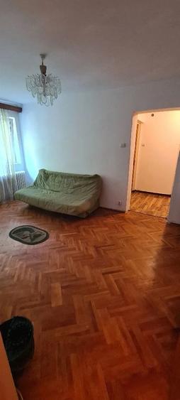 Propriter inchiriez apartament 2 camere - 3