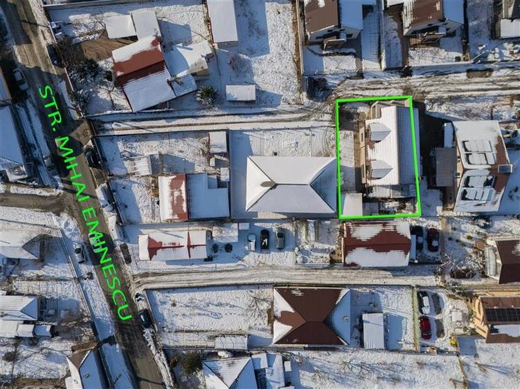 Casă individuală cu 5 camere cu Canalizare în Valu lui Traian