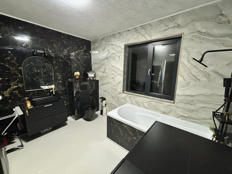 Casă cu 3 camere în Exterior Vest