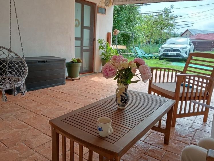 Casă individuală cu 5 camere cu Canalizare în Dragodana