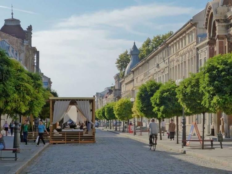 Spațiu comercial, de 50 mp, în Central