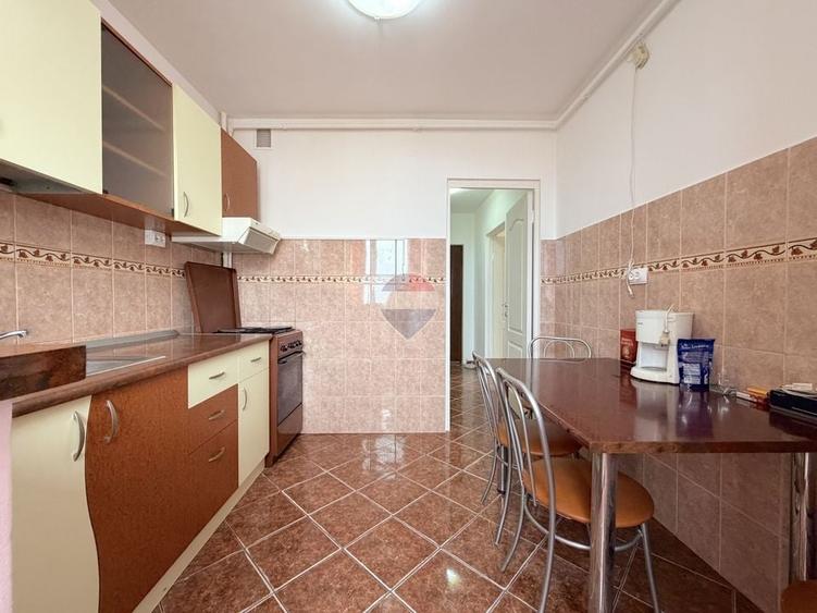 Apartament cu 2 camere semidecomandat, mobilat în Griviței
