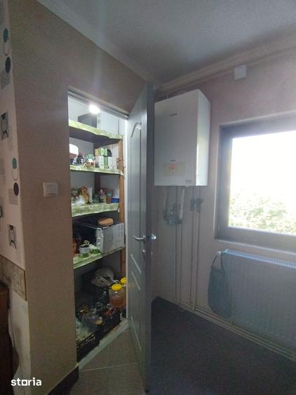 Apartament 3 camere decomandat pe strada Barsei - 1