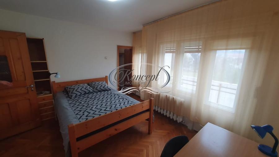 Apartament cu 4 camere in zona UMF - 1
