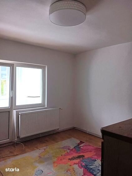Apartament cu 2 camere decomandat în Valea Cetății