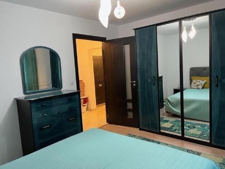 Apartament cu 2 camere decomandat, mobilat în Mihai Bravu