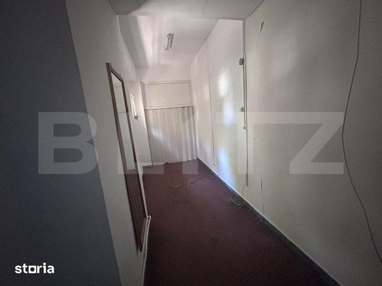Spațiu comercial, de 100 mp, în Craiovița Nouă