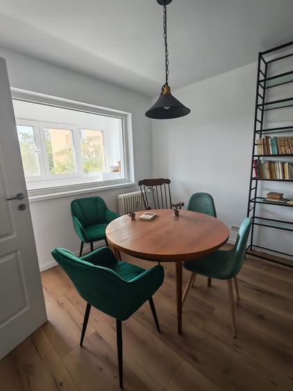 Apartament cu 3 camere semidecomandat în Drumul Taberei