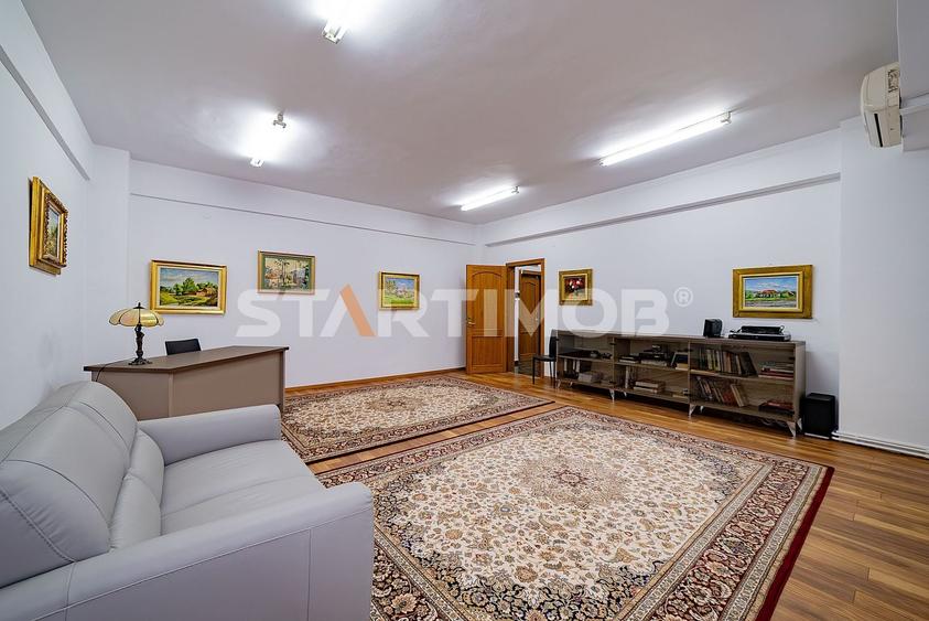 Spațiu comercial, de 105 mp, în Centrul Civic
