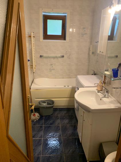 Apartament cu 2 camere decomandat în Narcisa