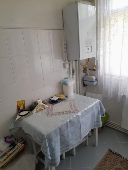 Apartament cu 2 camere semidecomandat în Exterior Vest