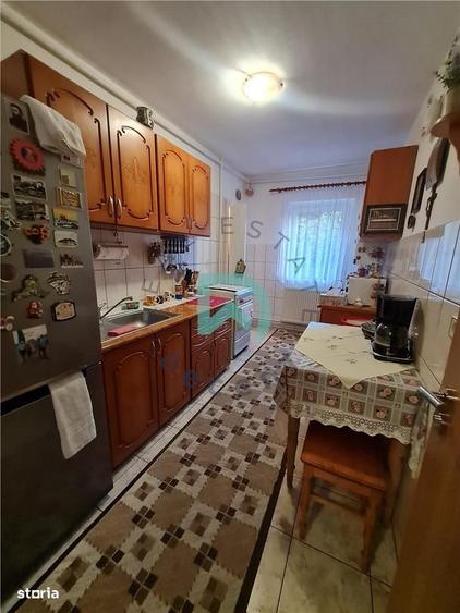 Apartament cu 2 camere decomandat, mobilat în Răcădău