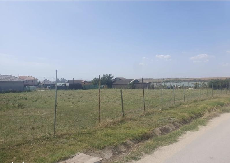 Teren Construcții intravilan de 550 mp, în Corbu