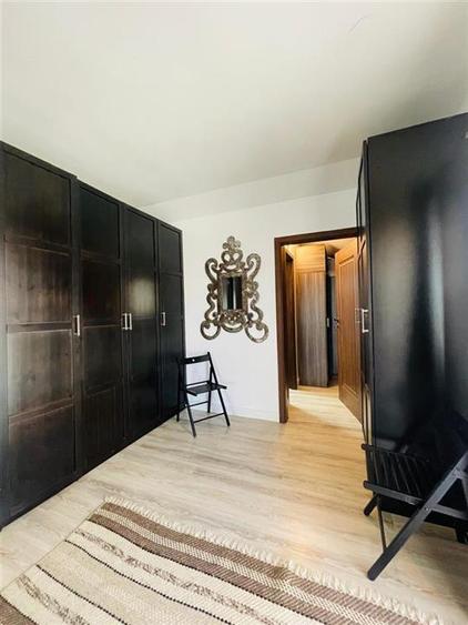 Duplex cu 5 camere cu Canalizare în Central