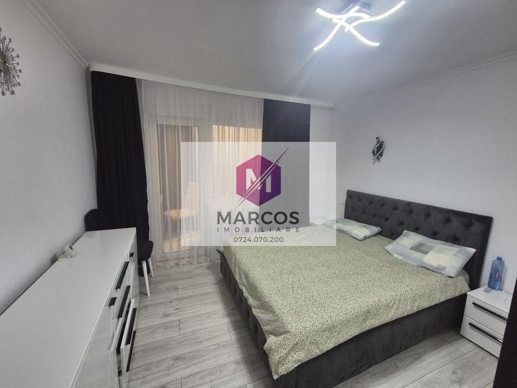 Apartament cu 3 camere semidecomandat, mobilat în Micro II