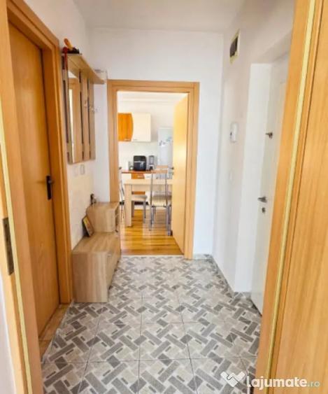 Apartament cu 2 camere semidecomandat în Bună Ziua