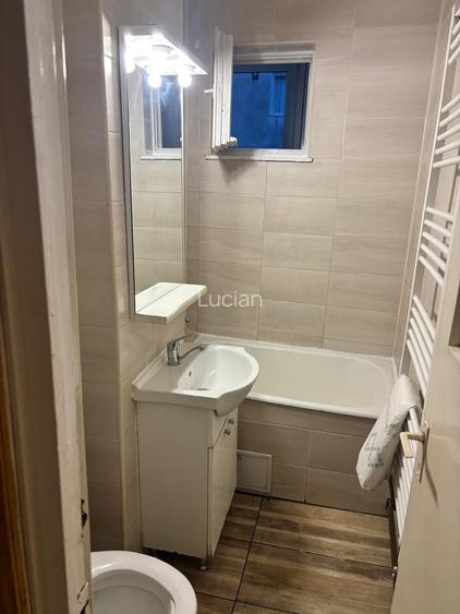 Inchiriez apartament 3 cam. / decomandat, zona Noua