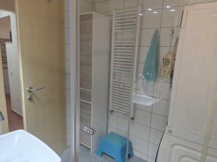 Apartament cu 2 camere decomandat în Republicii