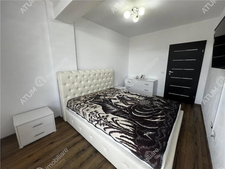Apartament cu 3 camere decomandat în Sud