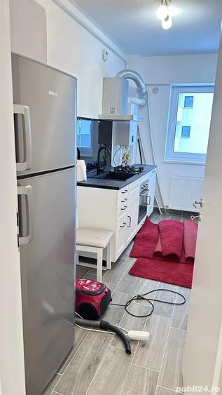 Apartament cu 2 camere semidecomandat în Uverturii
