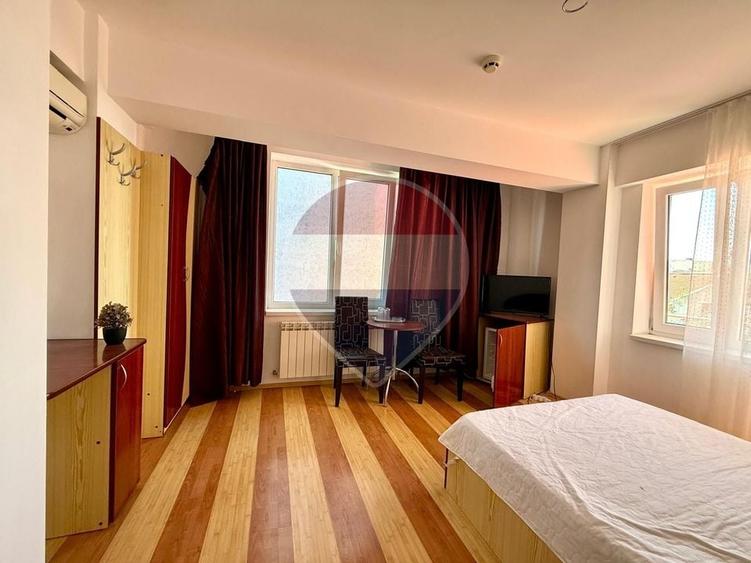 Hotel/Pensiune, de 1,250 mp, în Central
