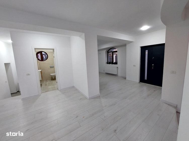 Casă cu 4 camere cu Teren 719 Mp în Prelungirea Ghencea