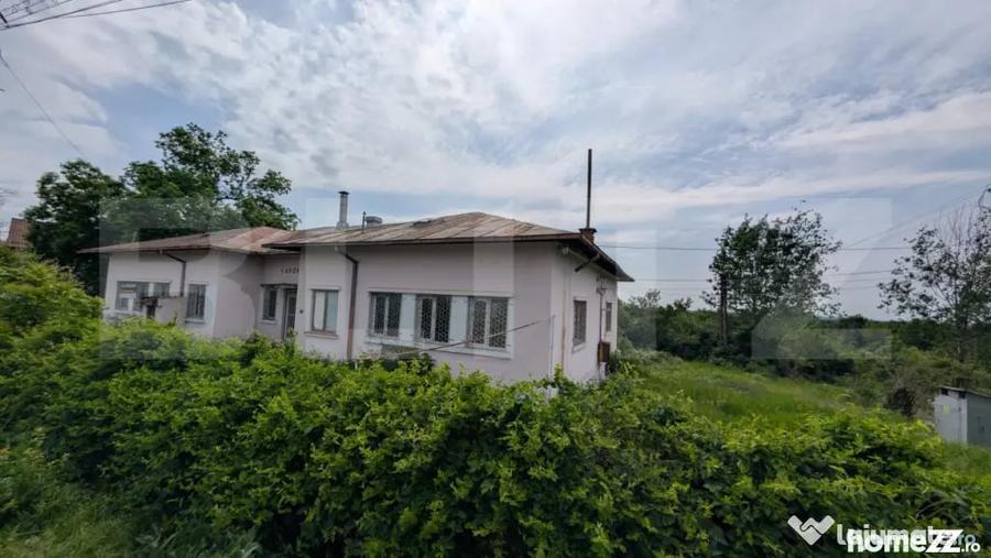 Casă cu 5 camere cu Teren 1216 Mp în Central