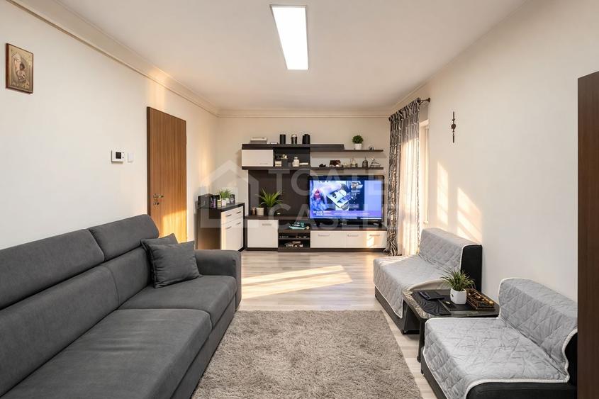 Apartament cu 2 camere semidecomandat, mobilat în Central — fotografia 3