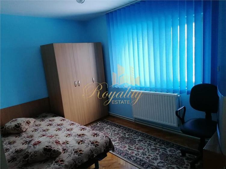 Apartament cu 2 camere semidecomandat, mobilat în Lipovei