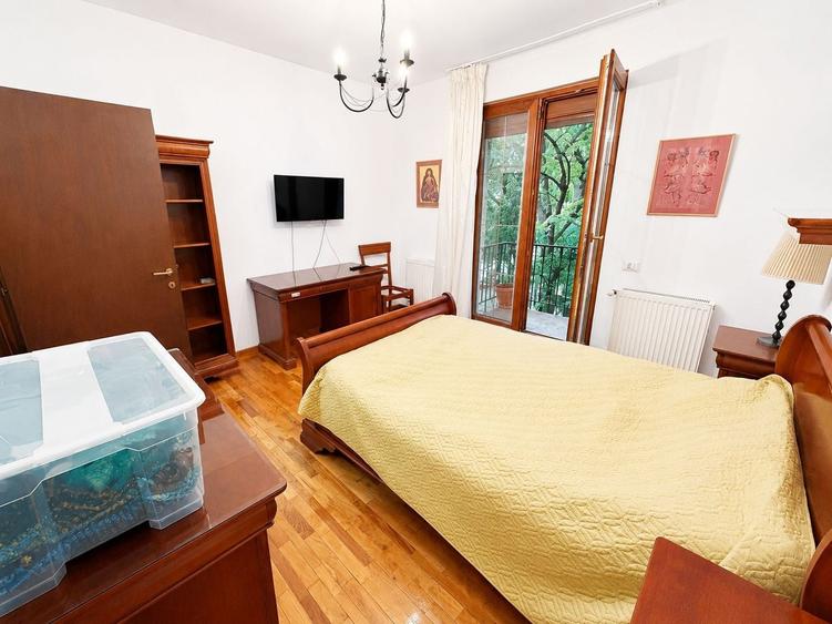 Apartament cu 2 camere decomandat în Floreasca