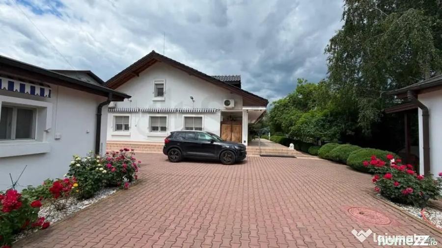 Casă cu 1 camere cu Teren 2800 Mp în Ferme