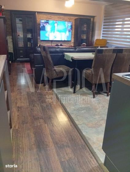 Apartament cu 4 camere decomandat în Dacia