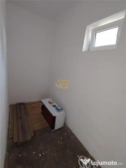Casă cu 2 camere cu Teren 422 Mp în Vale
