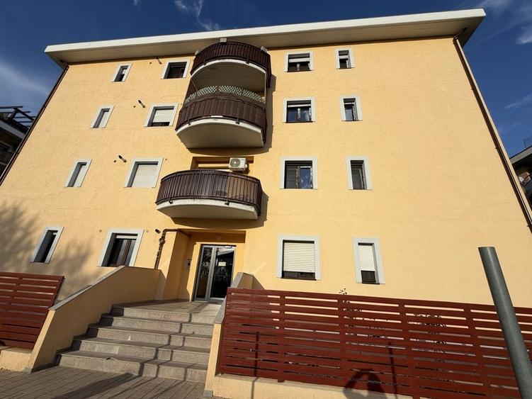 Apartament cu 3 camere în Mogoșoaia
