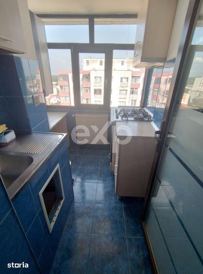 Apartament cu 3 camere decomandat în Găvana