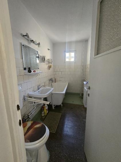 Apartament cu 2 camere semidecomandat, mobilat în Ultracentral