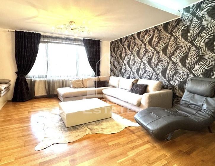 Apartament cu 3 camere semidecomandat în Șagului