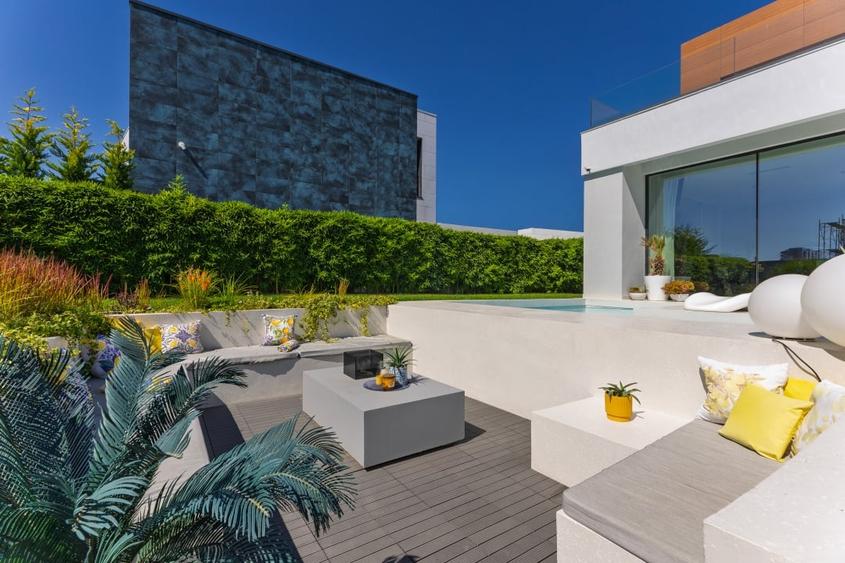 Casă individuală cu 5 camere cu Piscina în Tomis Plus