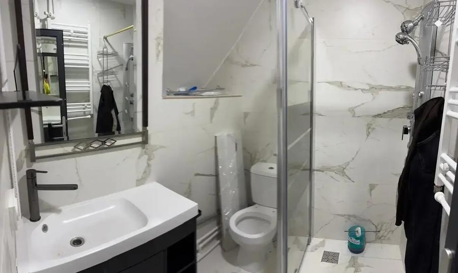 Duplex cu 2 camere cu Canalizare în Vitan Mall