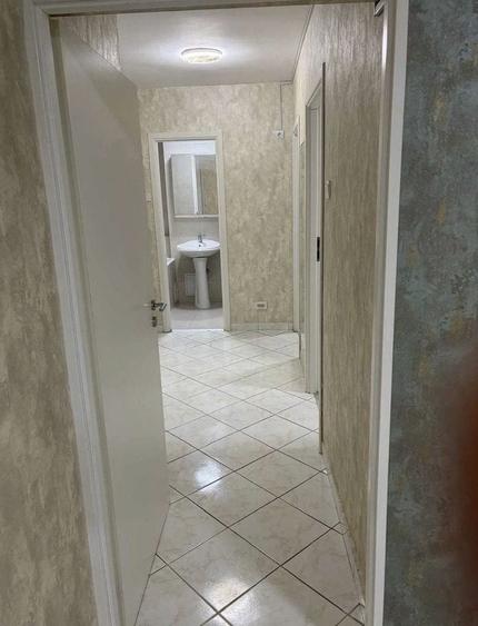 Apartament cu 3 camere decomandat, mobilat în Colentina