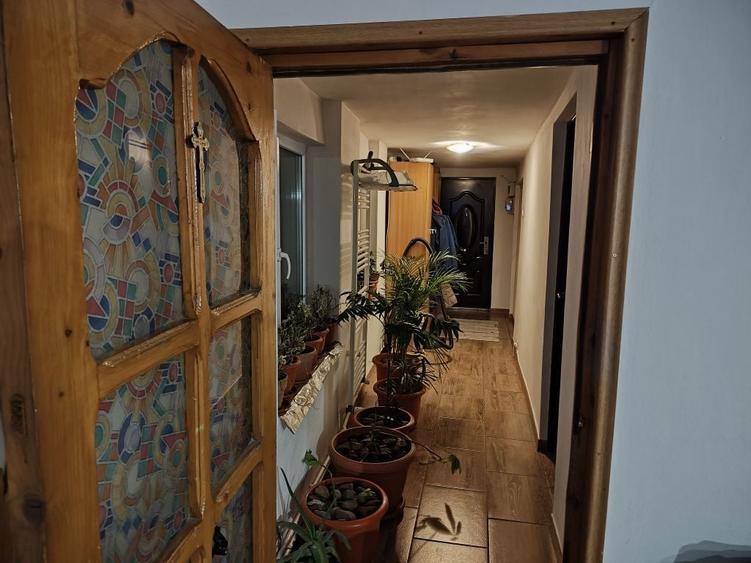 Casa plus teren zona buna - 7