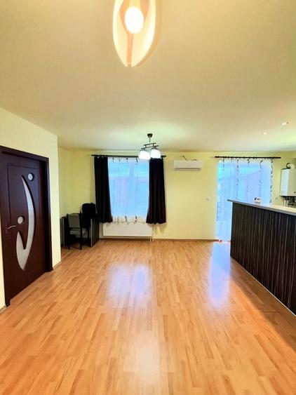 Apartament cu 2 camere semidecomandat, mobilat în Giroc