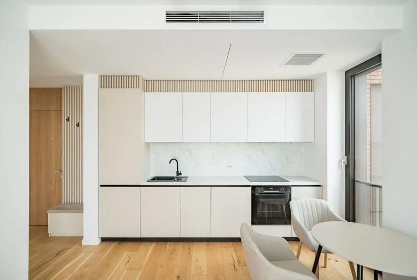 Apartament cu 2 camere semidecomandat, mobilat în Tunari